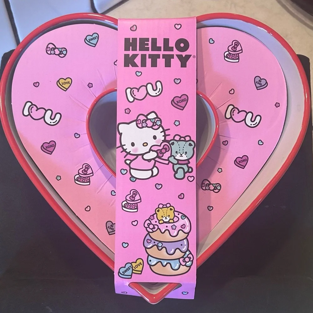 HELLO KITTY Ceramic Heart Baking Dish & Ceramic Heart Ramekin Set Made By Sanrio